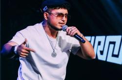 纽卡斯尔训练开放日，窗口期回应争议引欢呼，欧超杯在即，更衣室氛围转暖的简单介绍-爱游戏足球官网